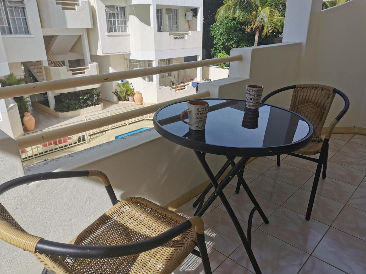 Appartment Camellia Flic-en-Flacq Екстериор снимка